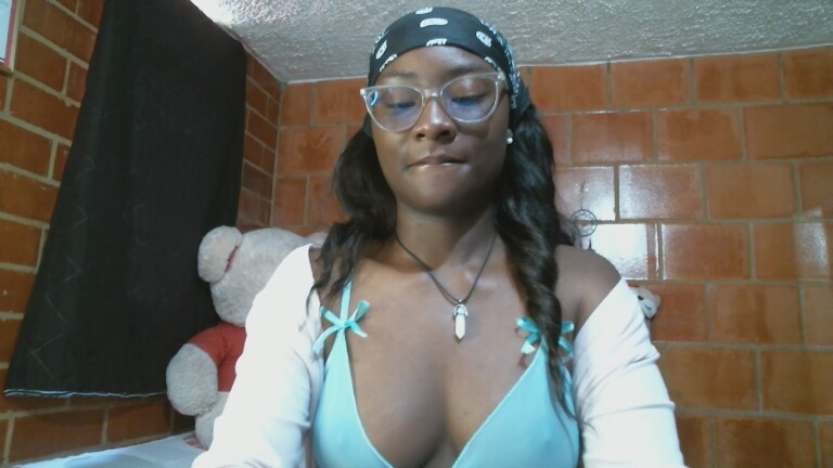 MaraBlosom's Streamate show and profile