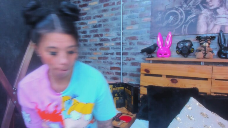 ToryStClair's Streamate show and profile