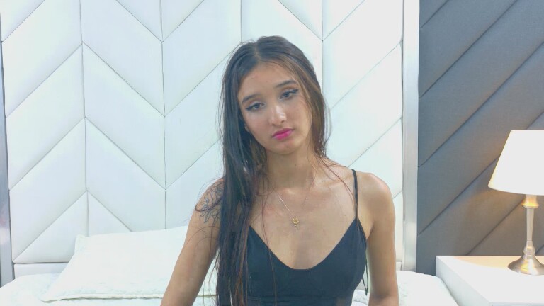 CrystalLoren's Streamate show and profile