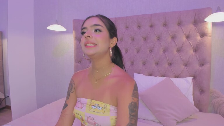 Alicia_Evans's Streamate show and profile