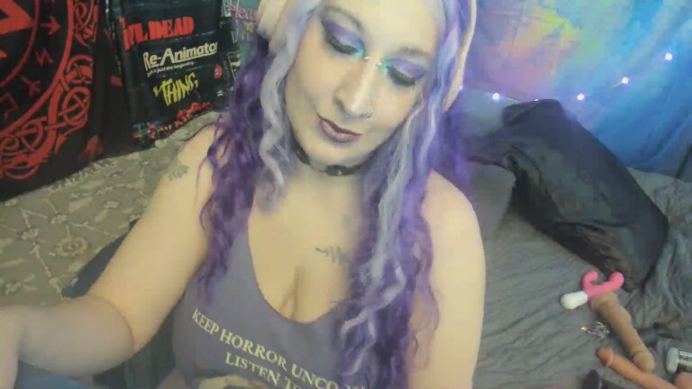 ShaeWednesday's Streamate show and profile
