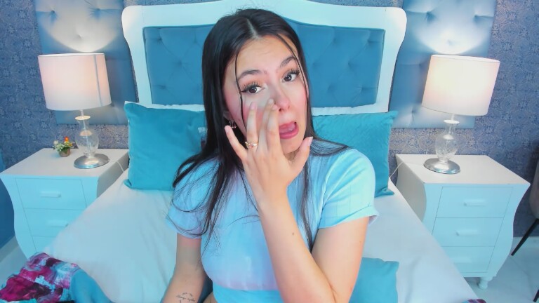 SusyLuv's Streamate show and profile