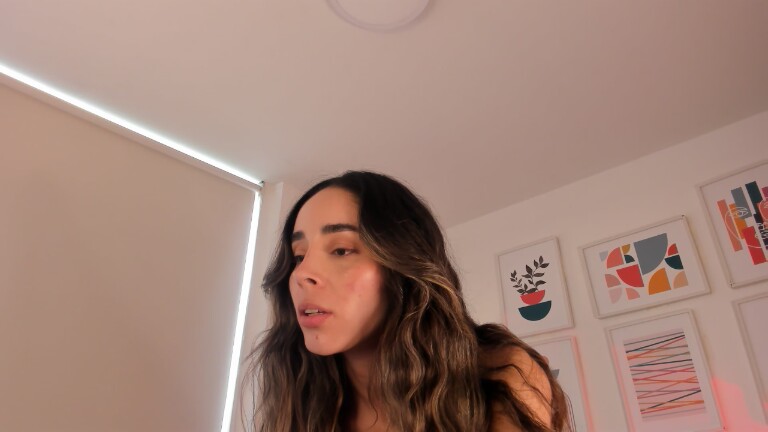 Teresa_Saenz's Streamate show and profile