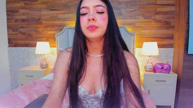 AriannaCastle's Streamate show and profile