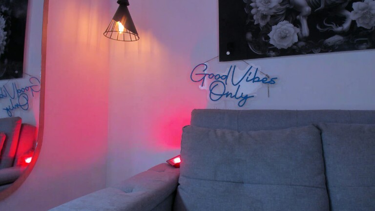 MacarenaEscobar27's Streamate show and profile