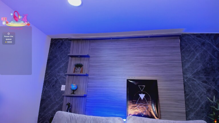 charlotteewhitee's Streamate show and profile