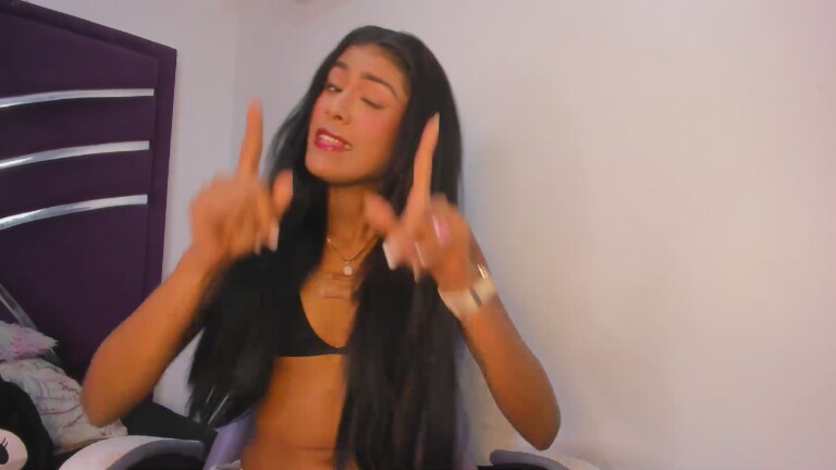 camilaht's Streamate show and profile