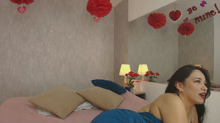 MeganDiamont_FG's Streamate show and profile