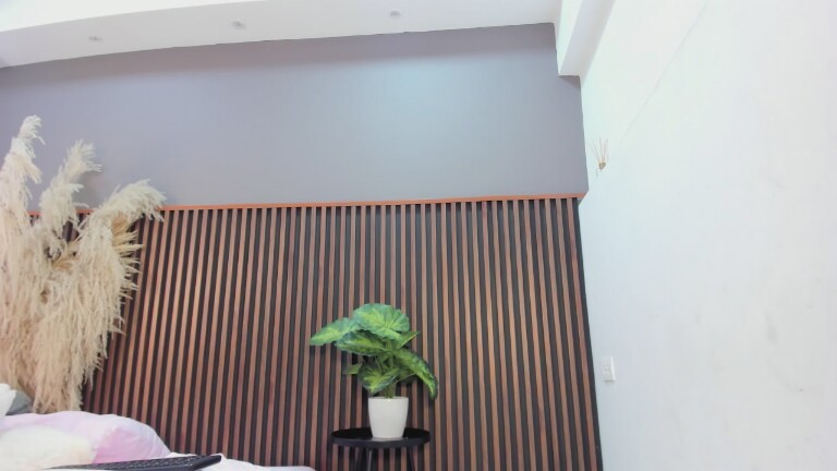 SeleneLune's Streamate show and profile