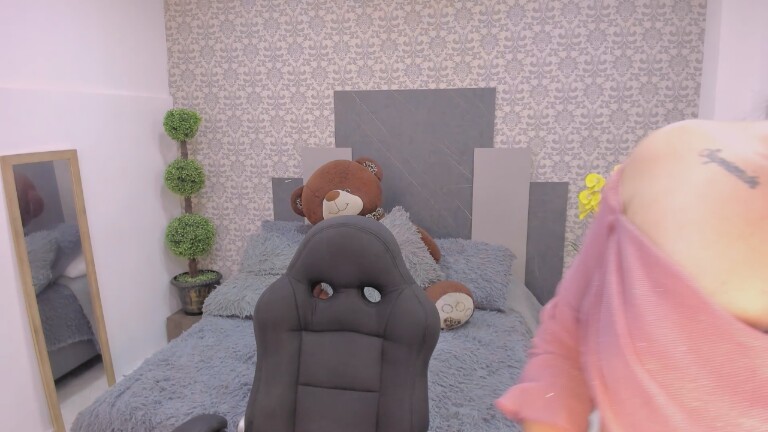 DulceCloe's Streamate show and profile