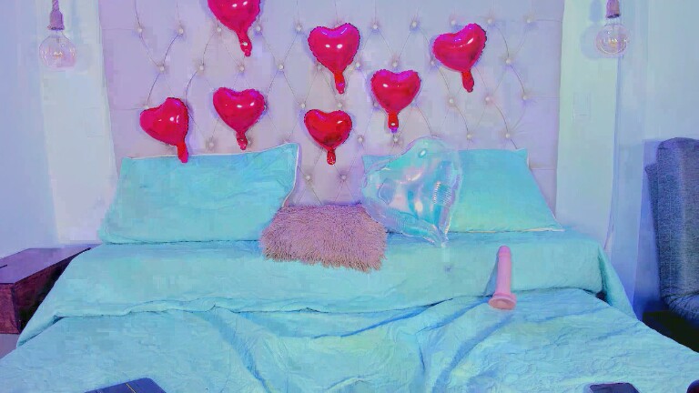 Luna_Storm's Streamate show and profile