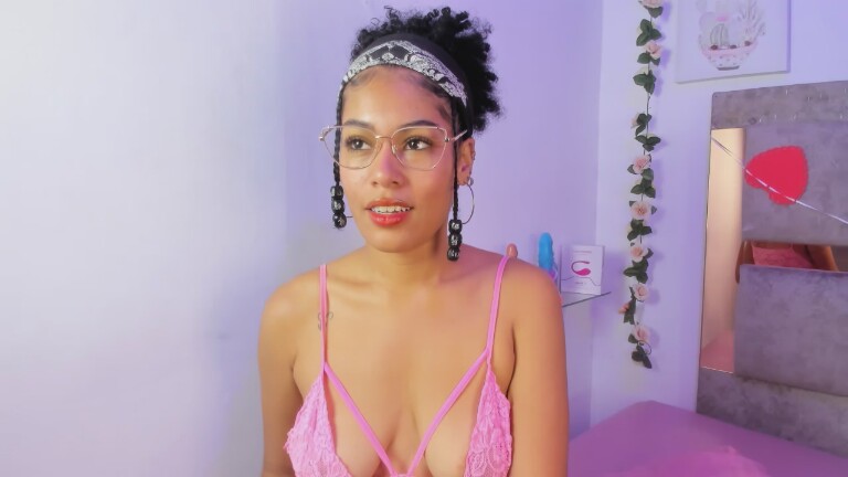 BaddieDelayla's Streamate show and profile