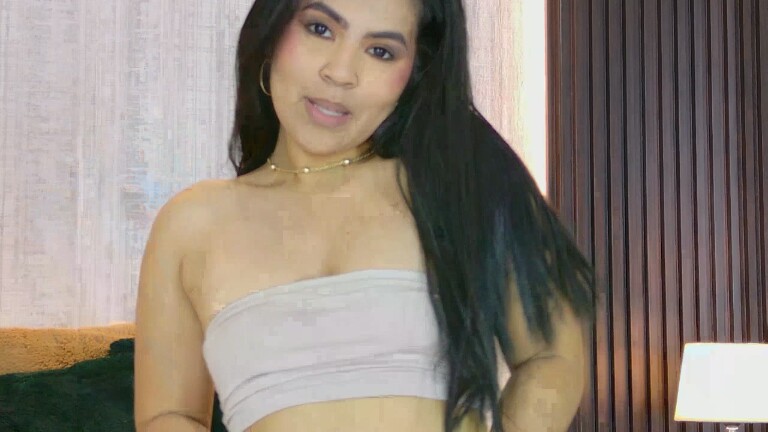 EmilyHunnter's Streamate show and profile