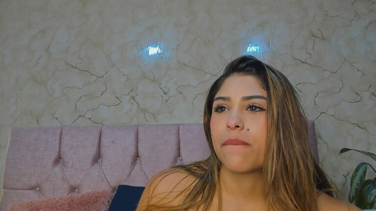 ValerinReeds's Streamate show and profile