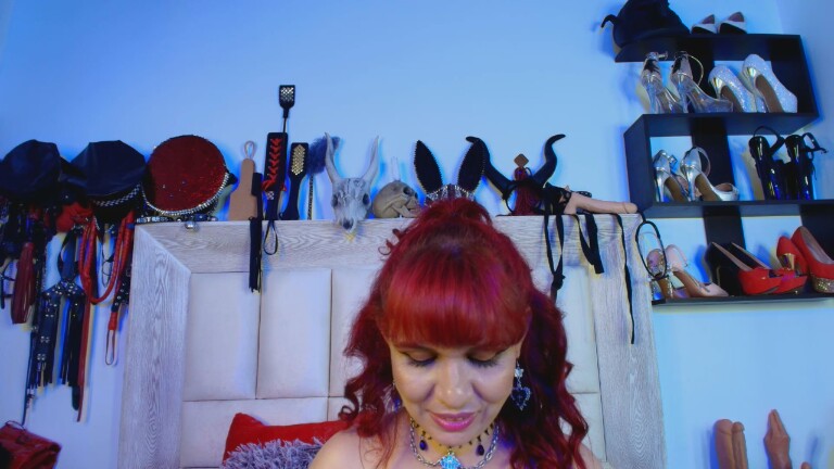 MoiraDevil's Streamate show and profile