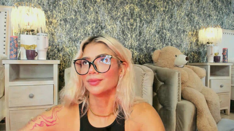 EviilAngel's Streamate show and profile