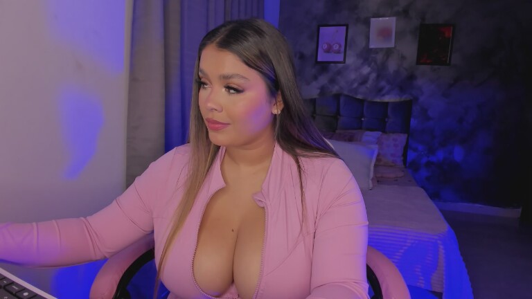 bellarosseeof's Streamate show and profile