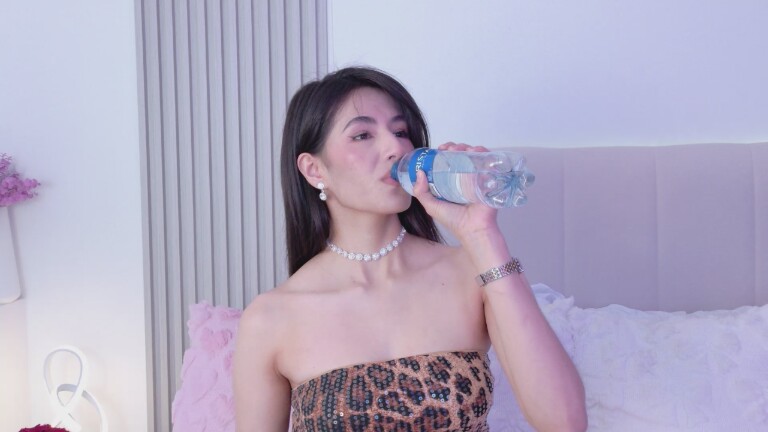 JohanaPiero's Streamate show and profile