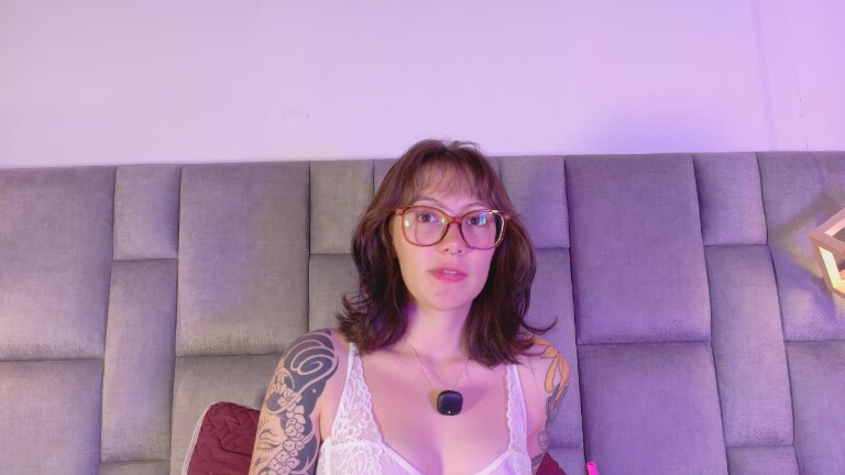 Isabella_Stewart's Streamate show and profile