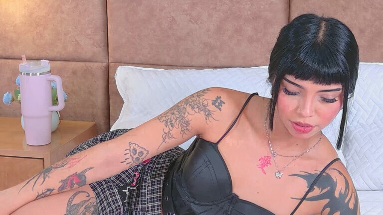 AlanaPierce's Streamate show and profile