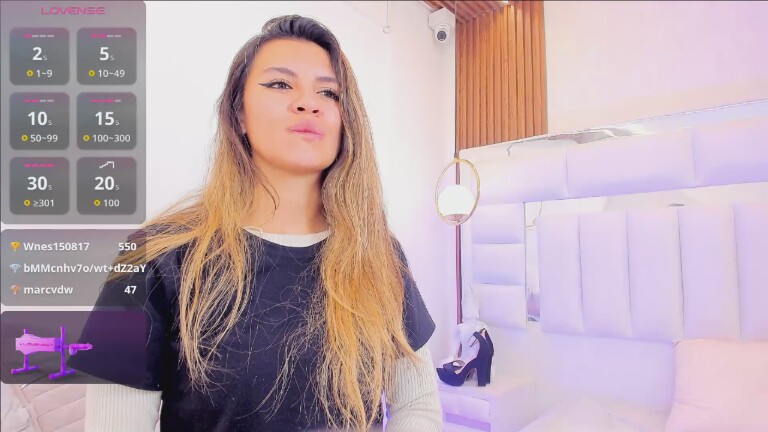 megann_glow's Streamate show and profile