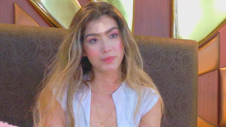 LauraFord's Streamate show and profile