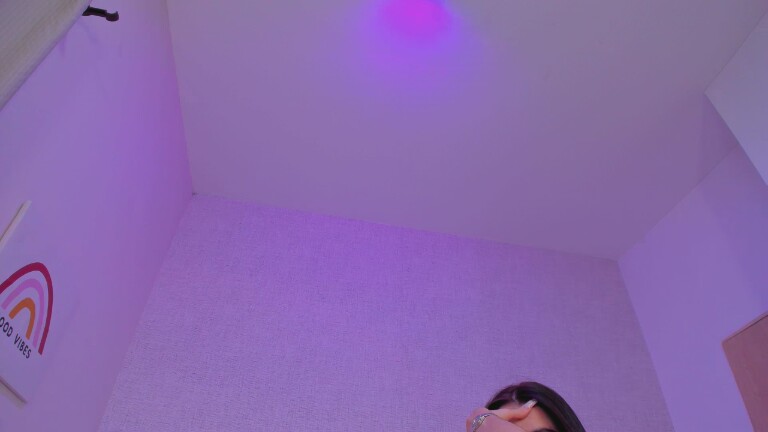 OliviaPagani's Streamate show and profile