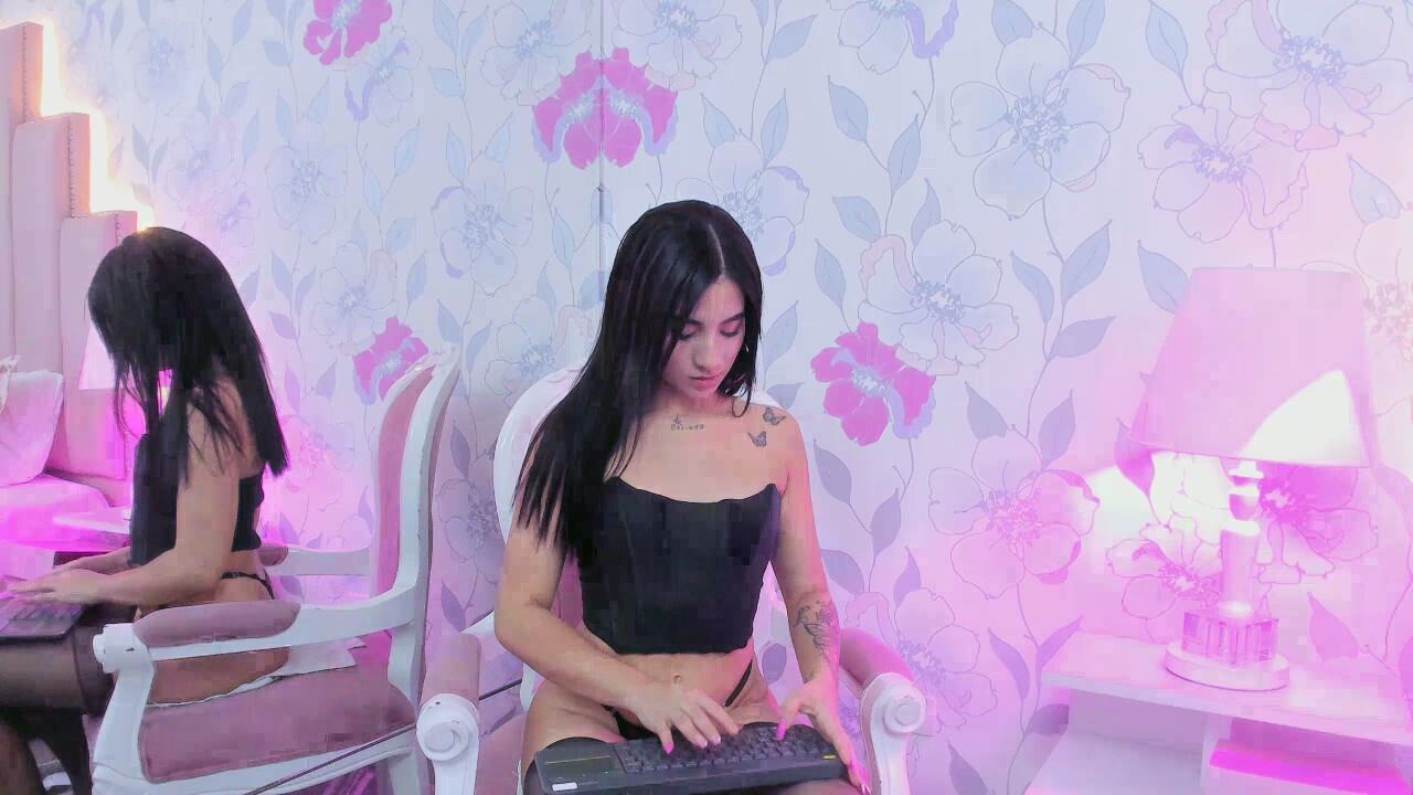 LauraaDoll