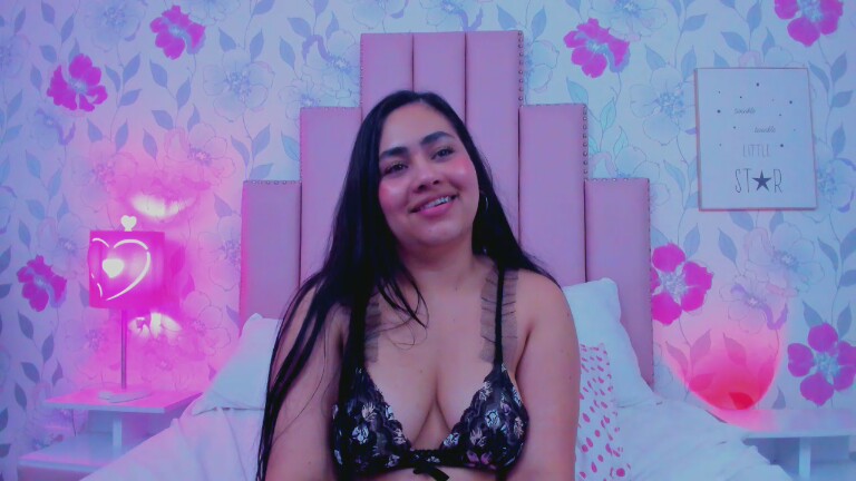 SophieRain's Streamate show and profile